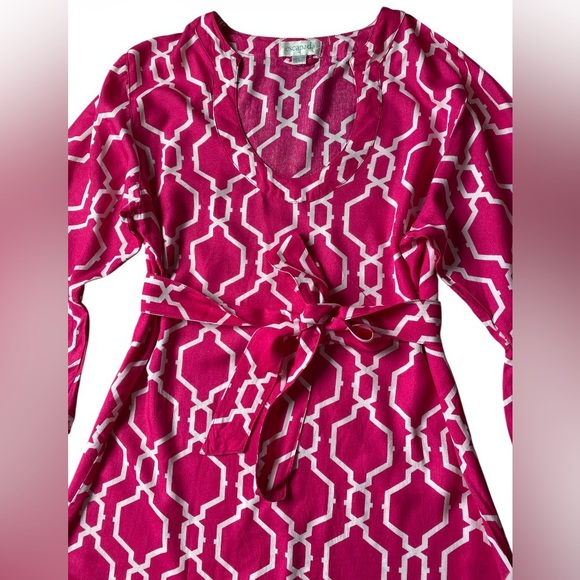 NWOT Escapada Fuchsia and White Geometric Mini Dress Size M - Picture 6 of 11